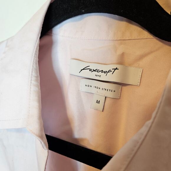 Foxcroft Pink Non Iron Strech lightweight button front shirt blouse sz Medium - Picture 5 of 5